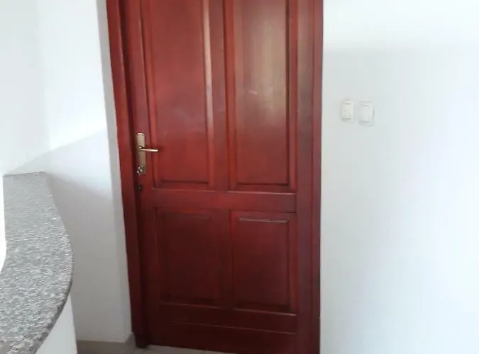 Sanja-centar *