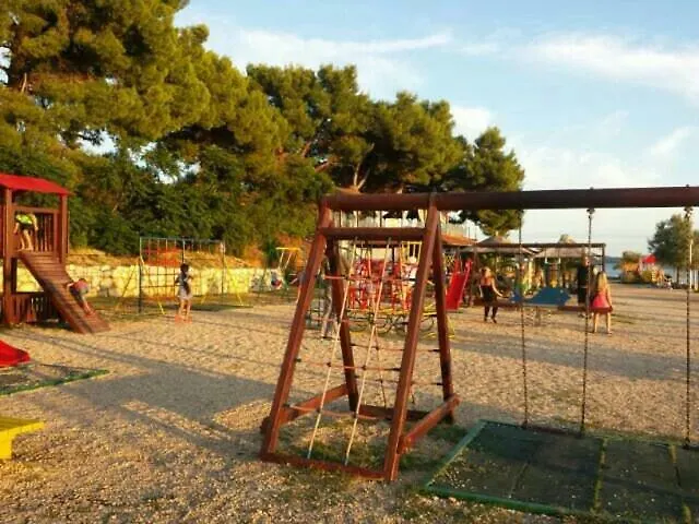 Sanja-centar Sveti Filip i Jakov